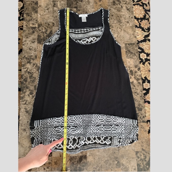 Cache Sleeveless Top - Picture 7 of 8